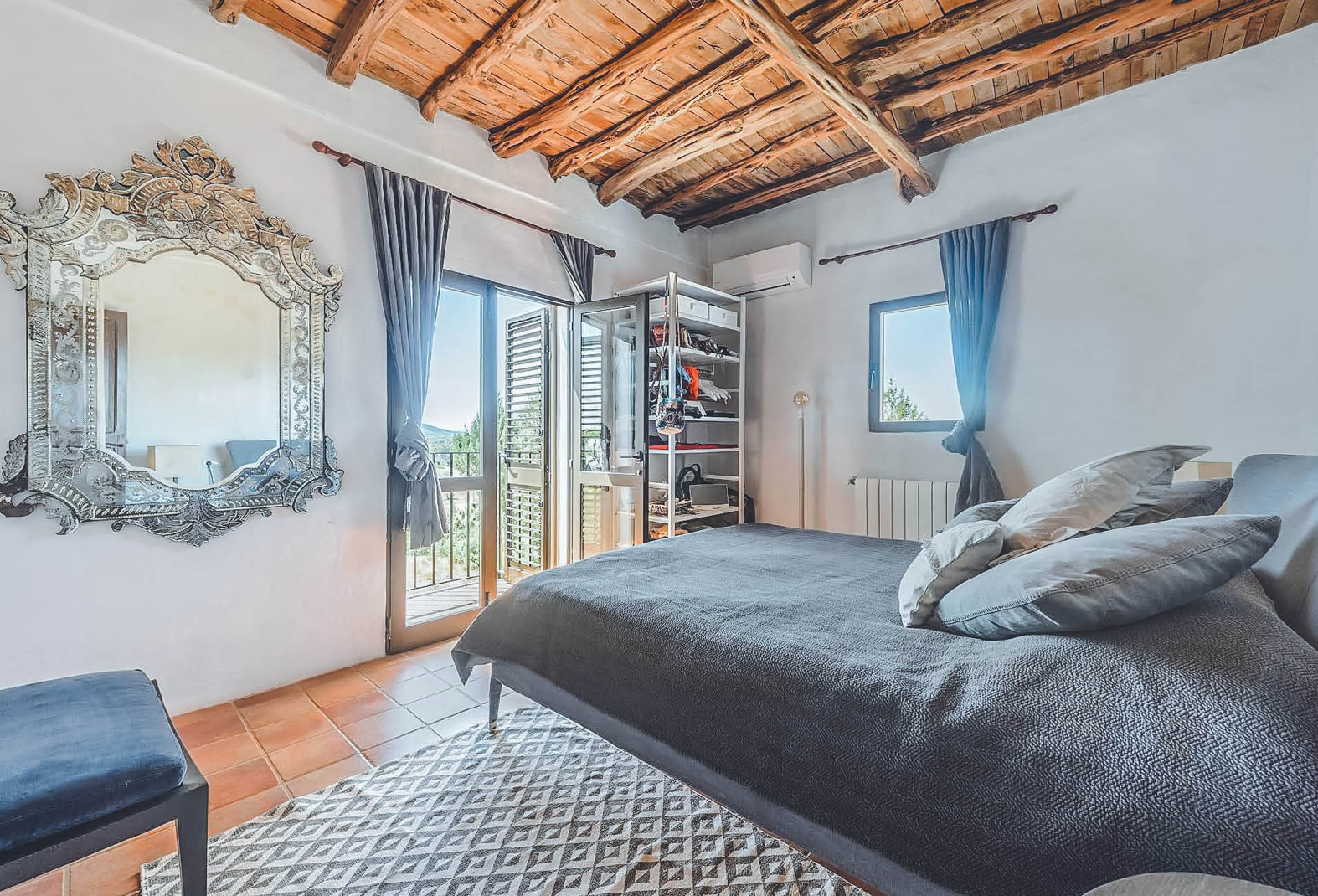 Resa estates for rent long terms 2022 ibiza finca sta gertrudis bedroom .png